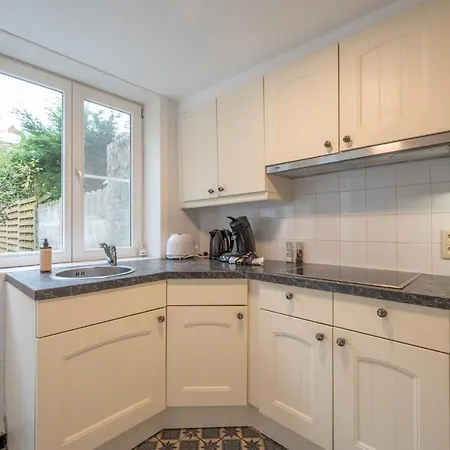 Light-filled With Private Garden Appartamento Ostenda