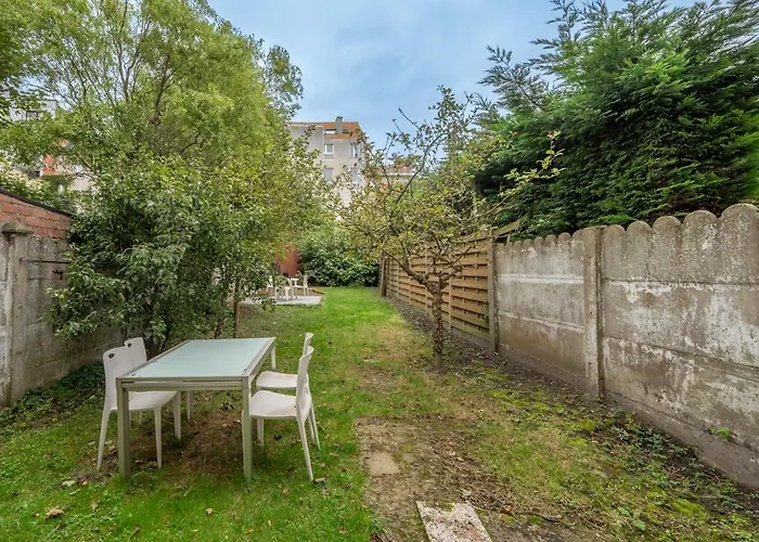 Light-filled With Private Garden 公寓 *